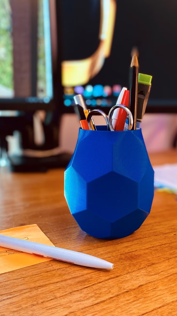 Hexa Pen Holder